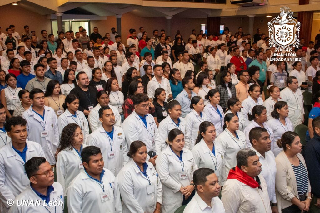UNAN León congreso científico