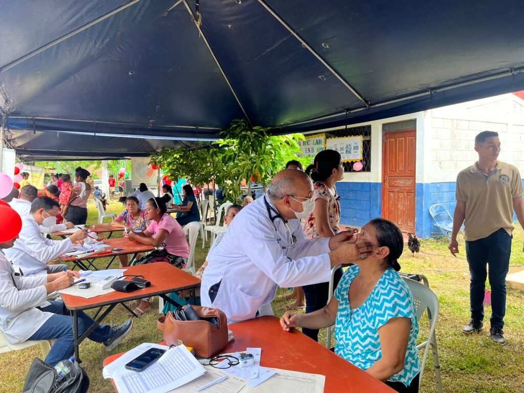 Feria de Salud Integral (7)