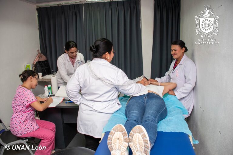 Feria de Salud cancer de mama