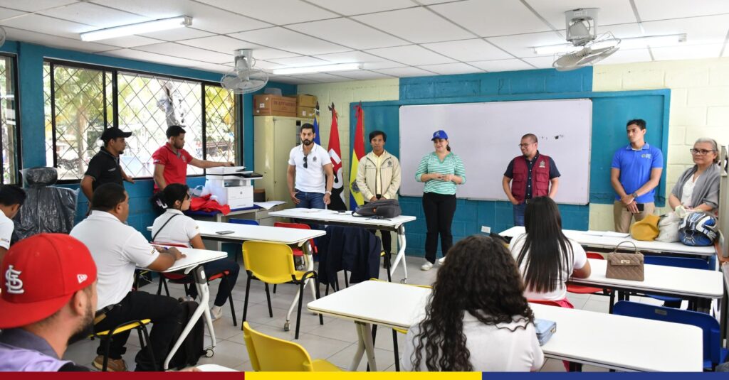visita estratégica al núcleo del programa Universidad en el Campo en Wiwilí
