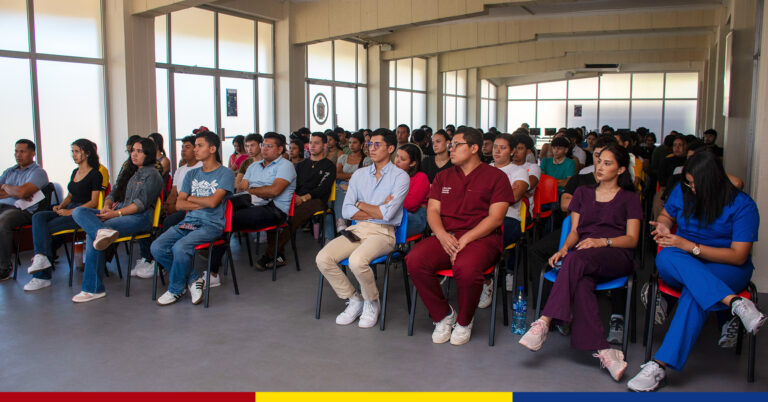 UNAN-León Encuentro Cmte. Hugo Chávez