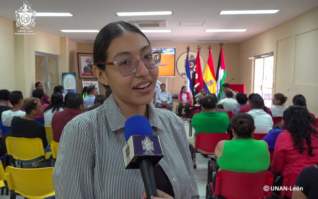 Maria Celeste Centeno, estudiante de la carrera de Lengua Inglesa