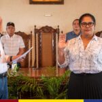 Maestra Ana Cecilia Chévez, es juramentada Rectora de la UNAN-León