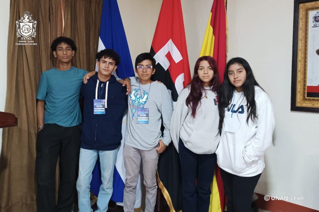 UNAN-León presenta ganadores del el Rally Nacional (3)