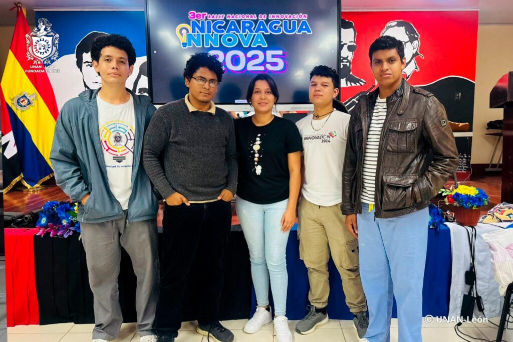 UNAN-León presenta ganadores del el Rally Nacional (6)