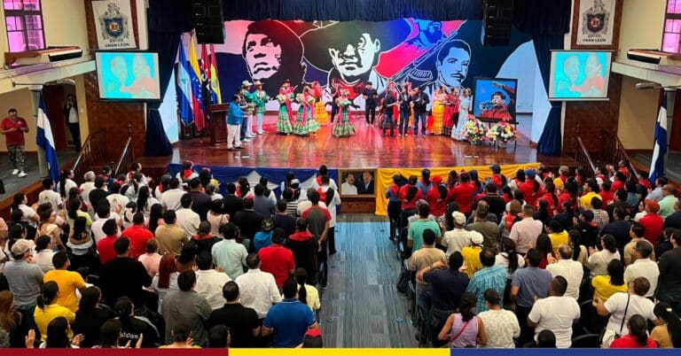 Cmte. Hugo Chávez UNAN-León (1)