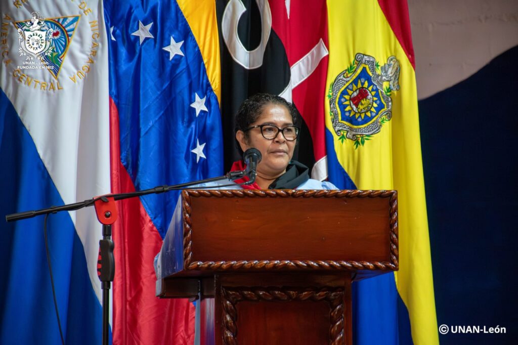 Gala Cultural Cmte. Hugo Chávez UNAN-León 10