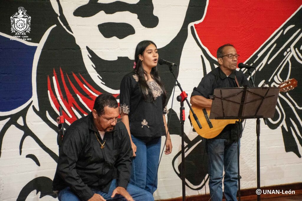 Gala Cultural Cmte. Hugo Chávez