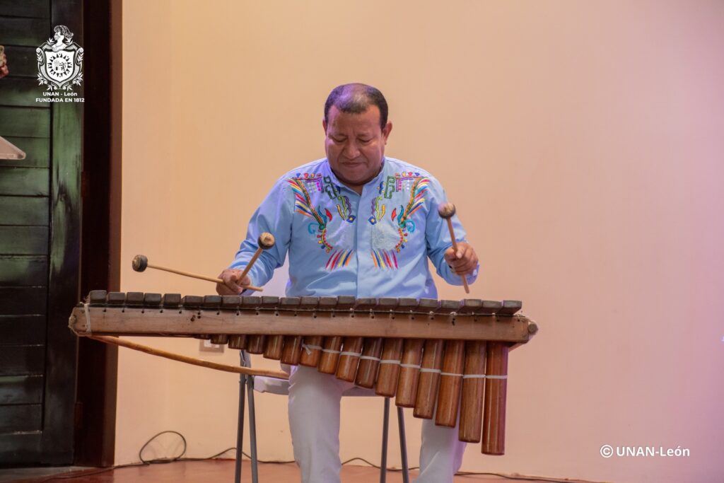 Gala Artística Cultural UNAN-León 13