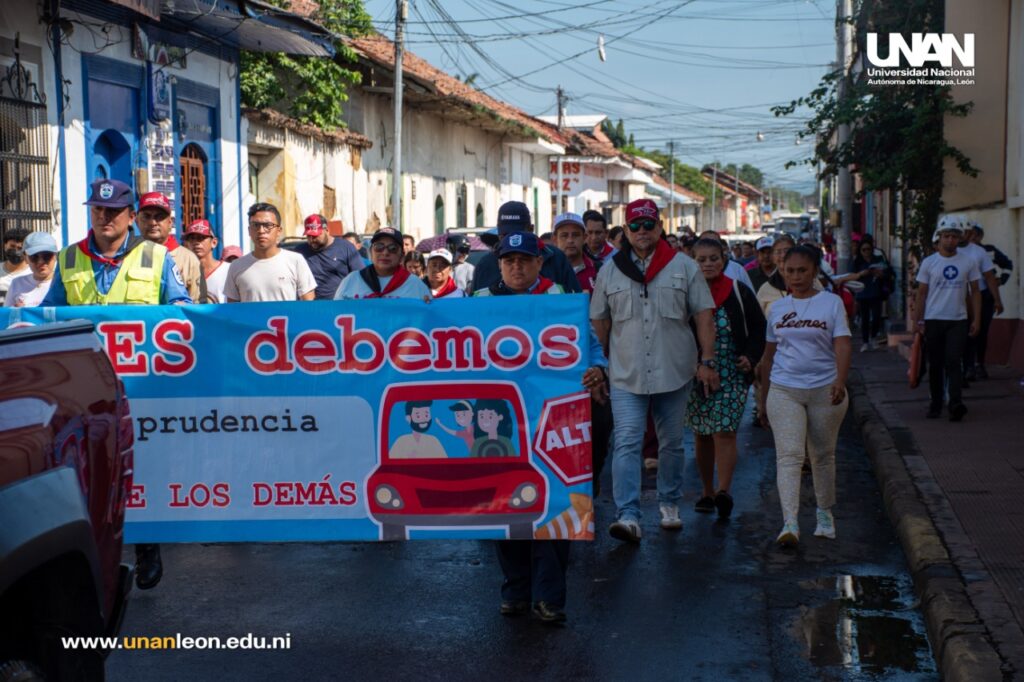 Caminata Salva tu Vida UNAN-León 4