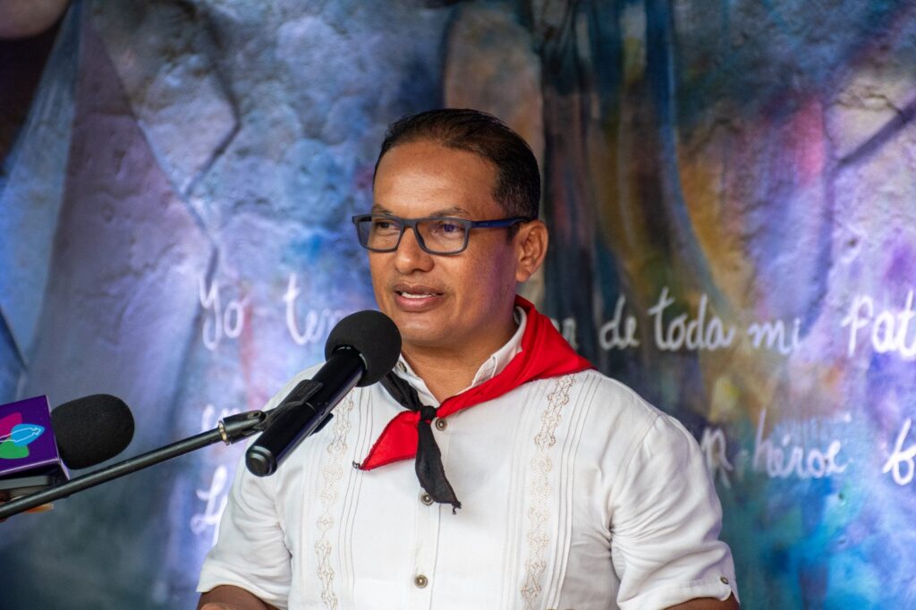 Cro. Jose Ramon Sarria, secretario Polito del Departamento de León.
