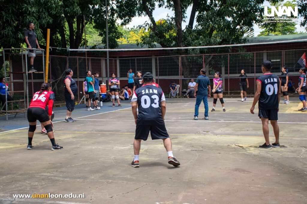 UNAN-León desarrolla Jornada Deportiva interuniversitaria en saludo al inicio de las Fiestas Patrias (4)