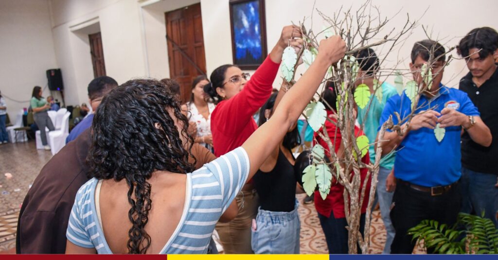 Estudiantes y Familiares fortalecen Lazos y Valores en el III Encuentro Interactivo desde la UNAN-León