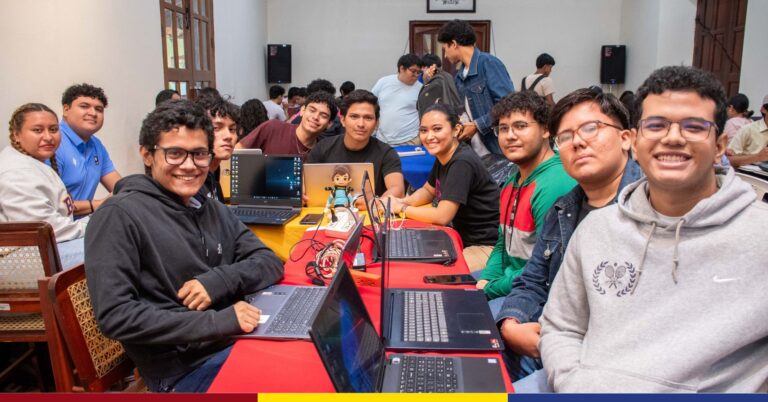 UNAN-León enciende el motor de la Innovación con 28 equipos en el Rally Latinoamericano 2025