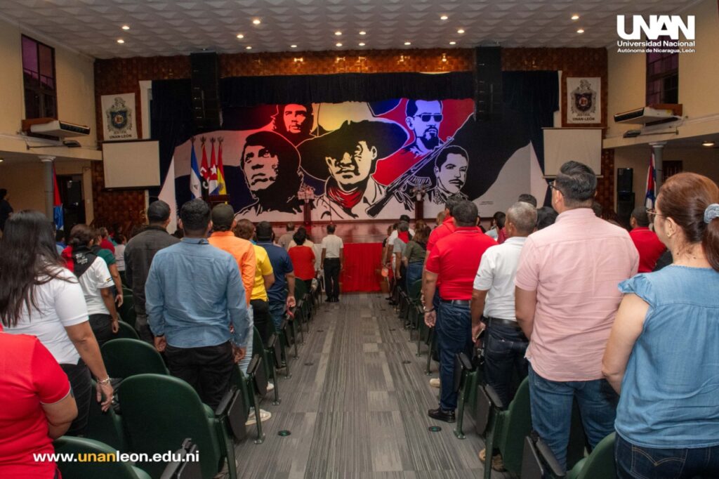 Acto Político Cmte. Fidel Castro UNAN-León 3