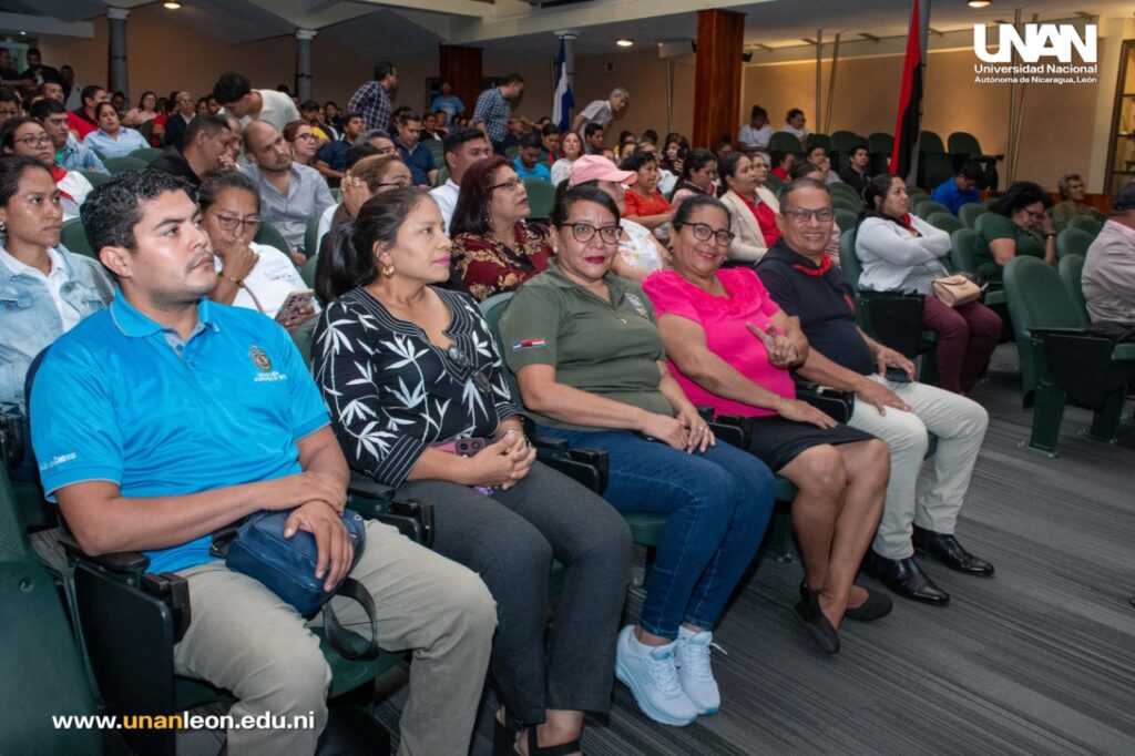 Acto Político Cmte. Fidel Castro UNAN-León 5