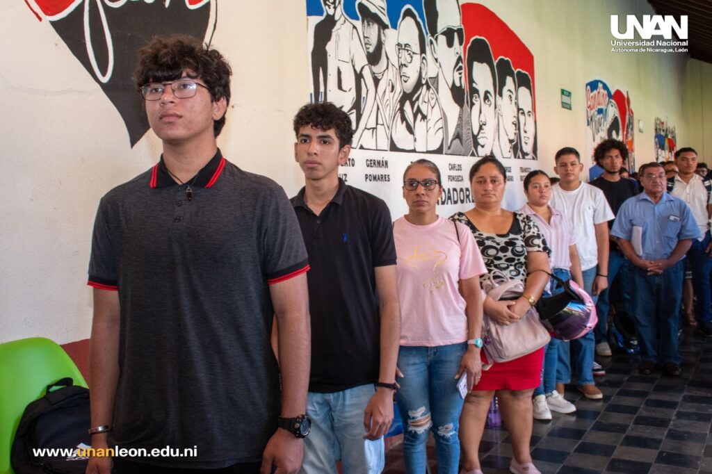 Inician Clases Academia Brian Wilson León UNAN-León 2