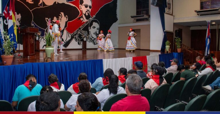 UNAN-León reconoce al Cmte. Fidel Castro como símbolo de Unidad y Soberanía de los Pueblos