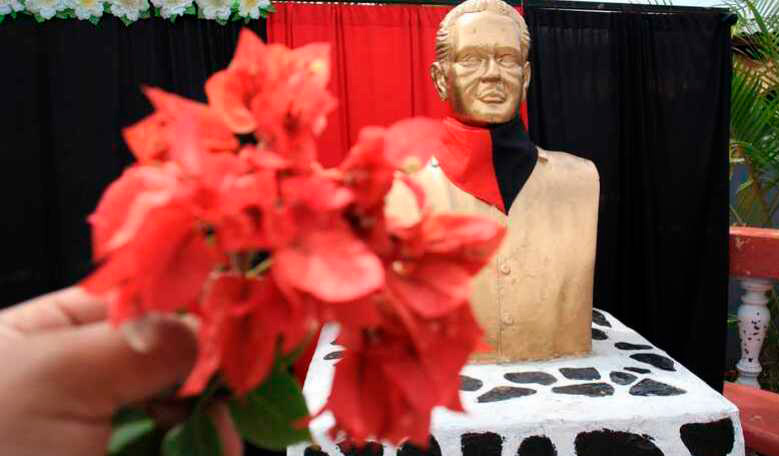 Coronel Santos López UNAN-León 1