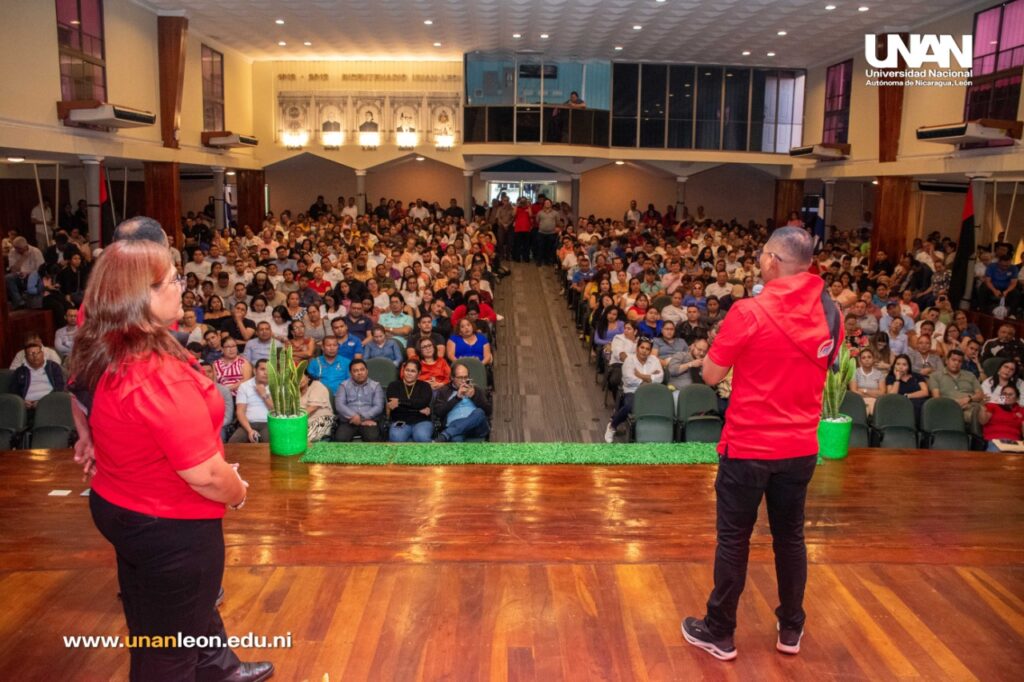 Juramentación SIPROES UNAN-León 17