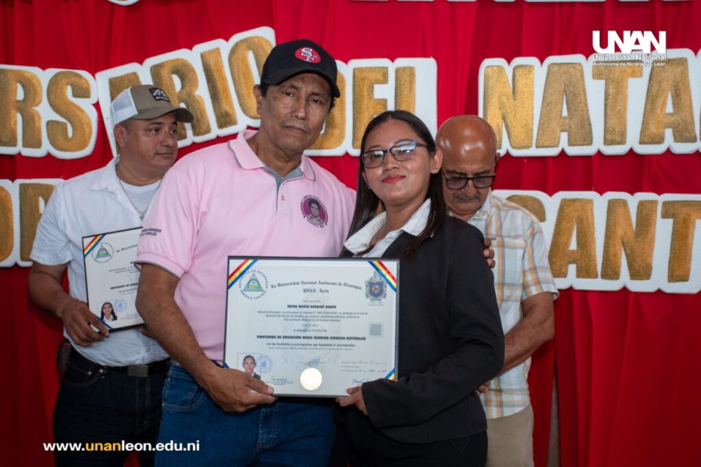 Títulos UNICAM Chinandega UNAN-León 16