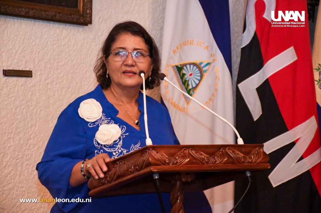 Cra. Marcia Vanegas, directora del Instituto Carlos Fonseca Amador