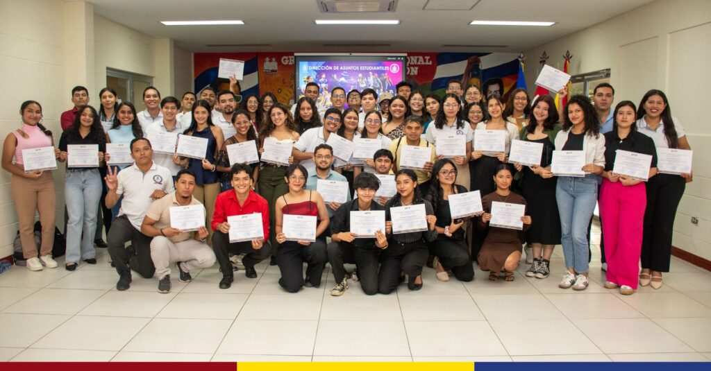 UNAN-León reconoce a estudiantes destacados en las diferentes disciplinas con Entrega de Reconocimientos