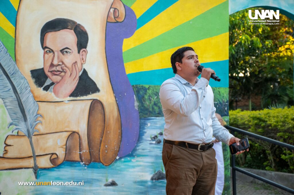 photo_5145439909911923647_w