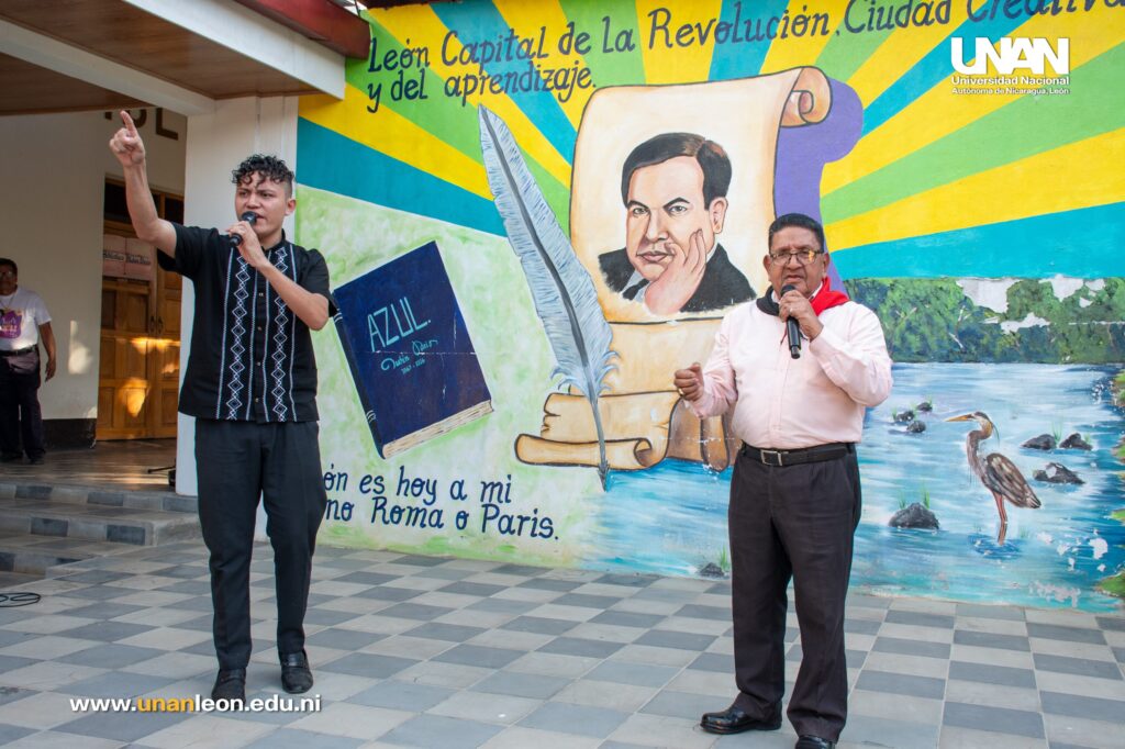 photo_5145439909911923648_w