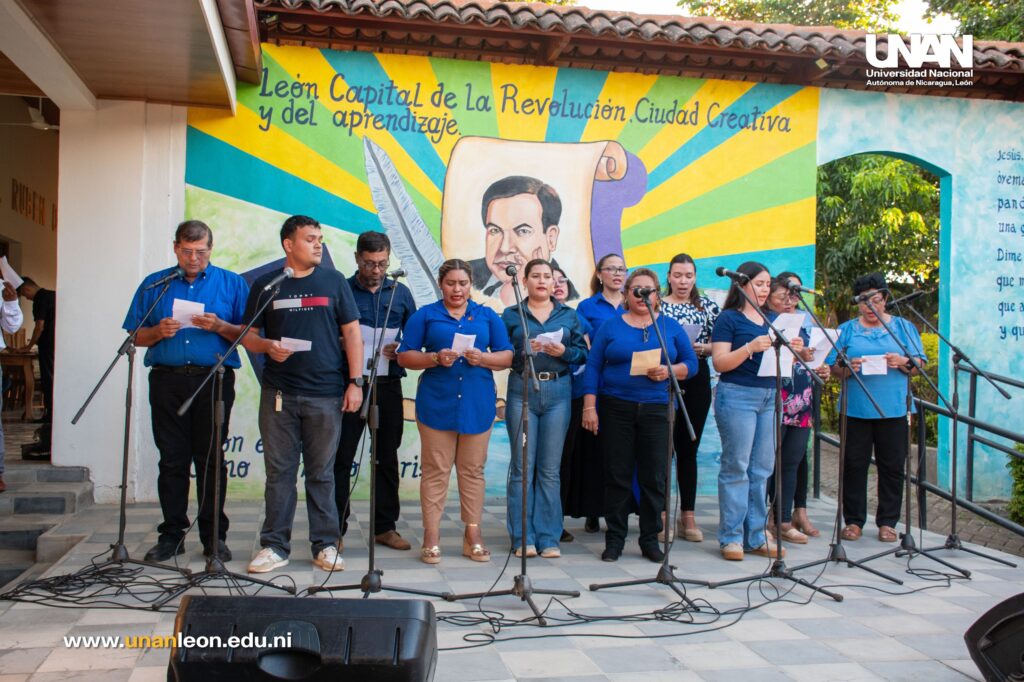 photo_5145439909911923652_w