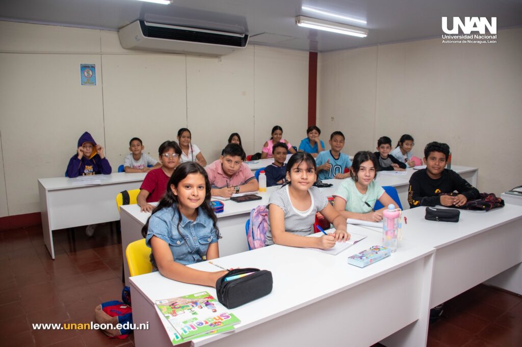 Academia de Idiomas Héroe Brian Wilson (7)