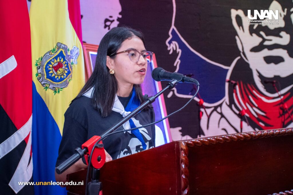 Acto Cultural Cristhiam Emilio Cadenas