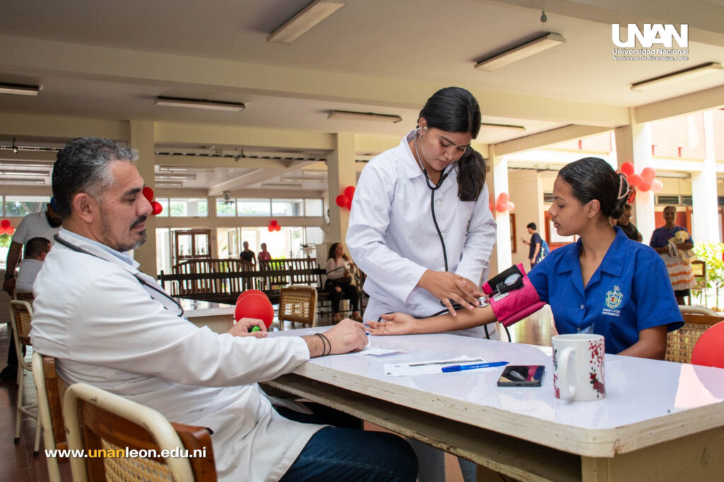 UNAN-León ratifica su compormiso con la salud del pueblo