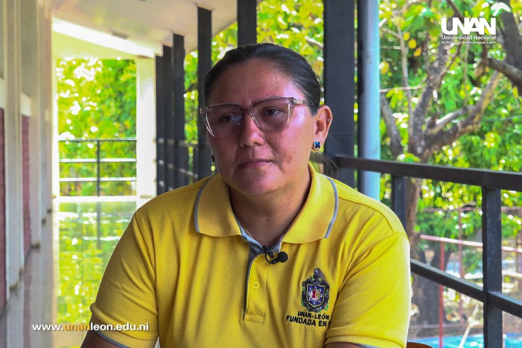 Karla Paiz, Trabajadora de Limpieza